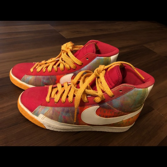 COPY - ‼️‼️‼️‼️ Vintage Nike Hightop Blazer‼️‼️‼️ - Picture 3 of 4